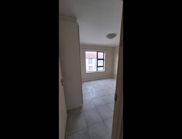 2 BEDROOM PROPERTY TO RENT IN GULDENLAND